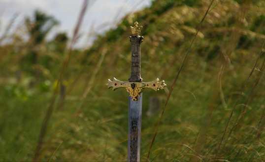 Ahli Arkeologi Temukan Pedang Berusia 3.000 Tahun di Jerman