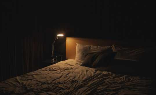 Efek Buruk Lampu Tidur Buat Kesehatan dan Kebiasaan Kita