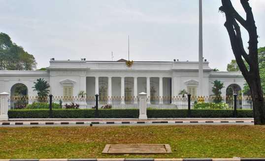 Enggak Cuma Raja & Ratu, Presiden Indonesia Juga Punya Istana, Lho! (Part 1)